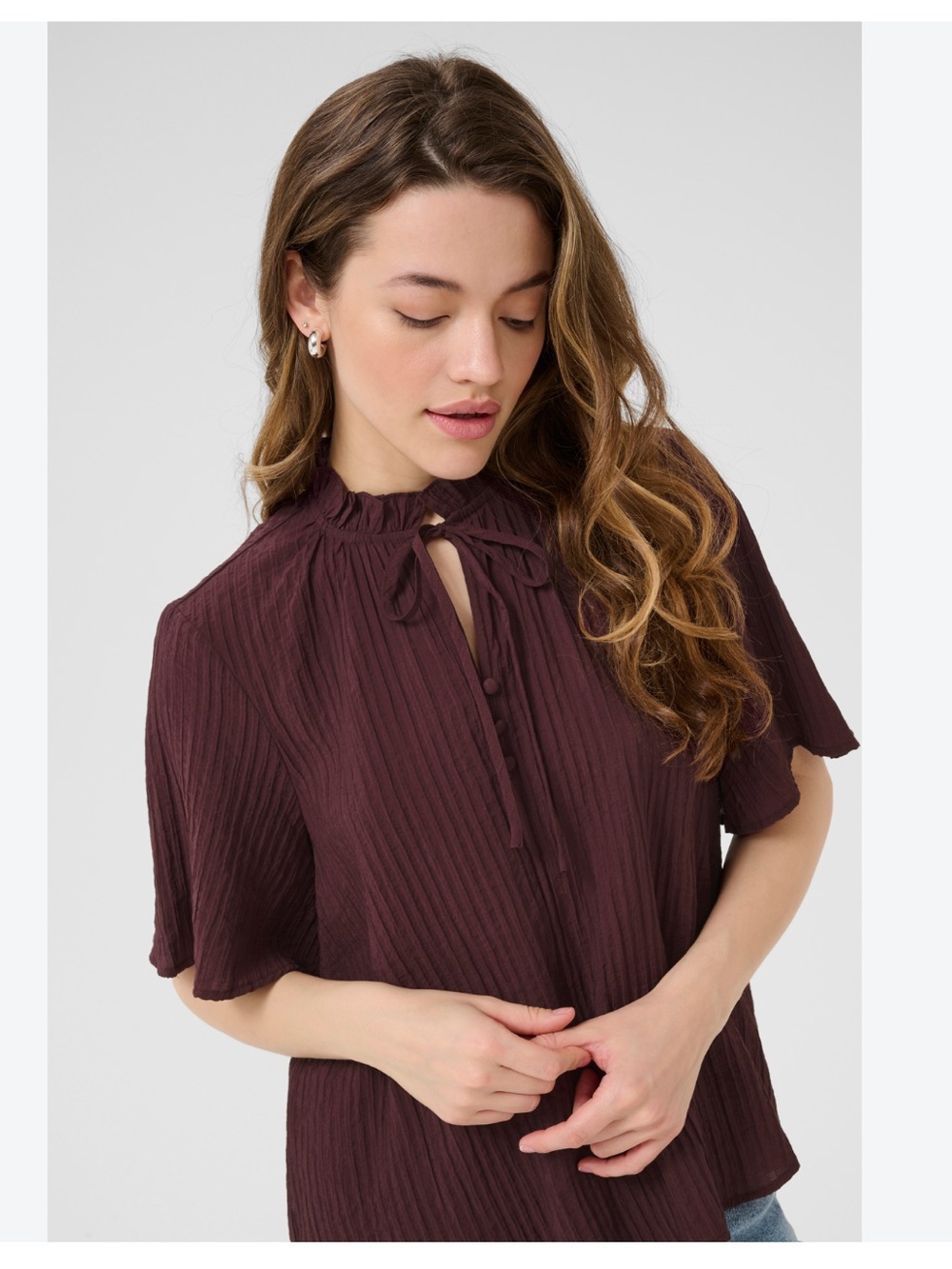KAFFE Kalianna Tie-Neck Textured Flutter Sleeve Blouse in Deep Plum/chocolate